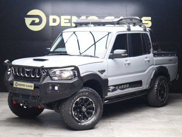 BUY MAHINDRA PIK UP 2023 2.2 MHAWK S11 STORM 4X4 A/T P/U D/C, Demo Cars